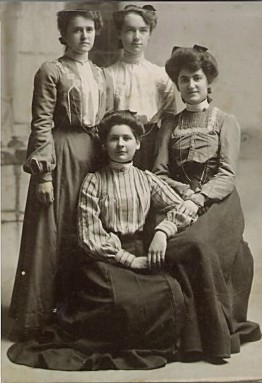 Kit Sullivan Dixon, Anna Healy Cunningham, Mary O'Neill Melaven and Kit Ryan