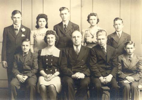 Glenwood Lutheran church confirmation class, undated