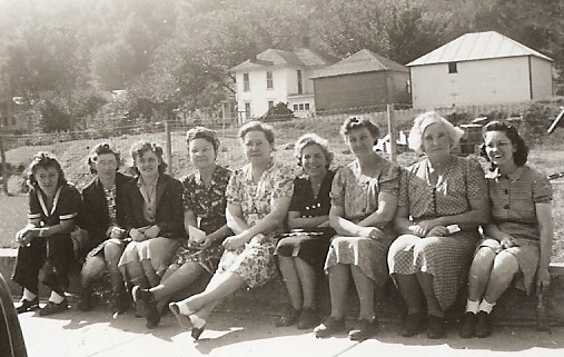 Lansing Company workers, undated