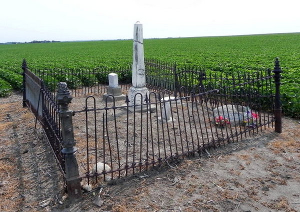 Bishop Cemetery