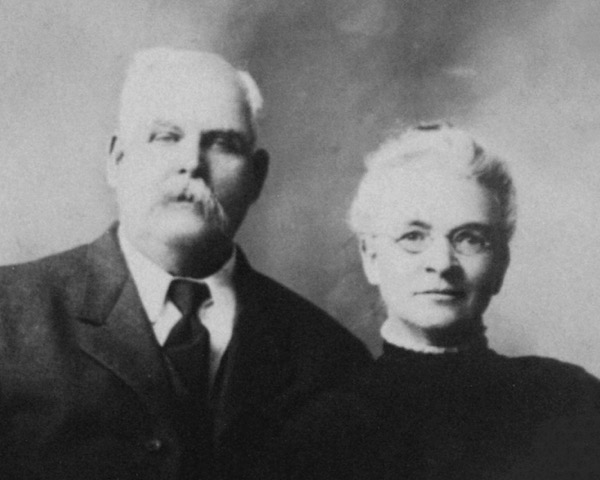 Robert & Clara (Pasters) Butler