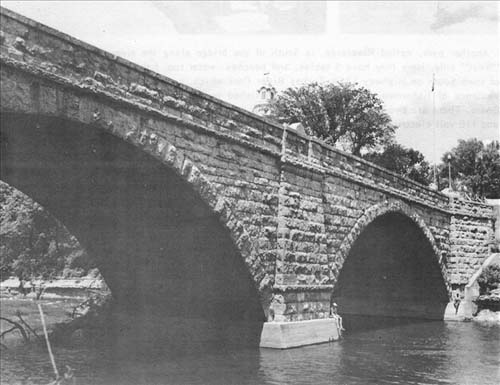 Keystone rock bridge over the Turkey river, Elkader