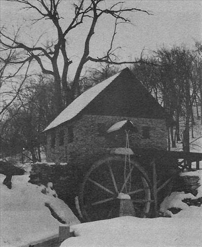 Model mill, a replica grist mill at Spook Cave