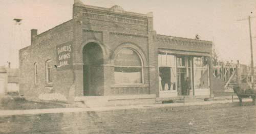 Farmer's Savings Bank, Maxons's store & (under construction) Tourist garage