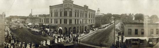 Wide view - Elkader downtown - undated