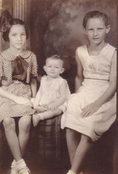 Doris (L) and Esther (R) Corson with their niece Myra Jean in the center.