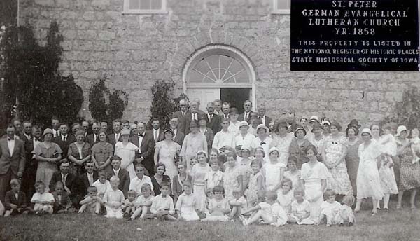 St. Peter Lutheran Church congregation of Garnavillo, ca1930