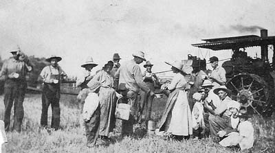 Berend Vierkant threshing