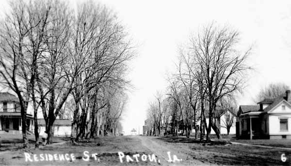 Residence Street, Paton, Iowa