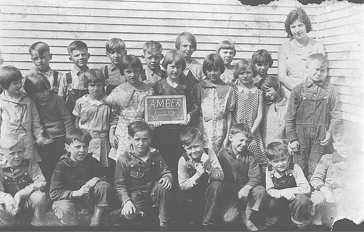 Amber School, Jones County, Iowa